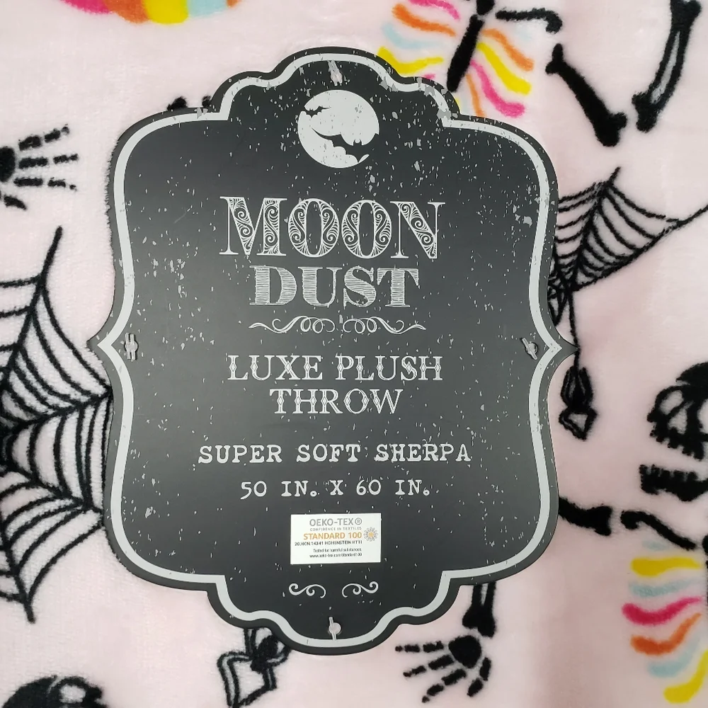 Halloween Throw Blanket Skeleton Pumpkin Spider Web Plush Sherpa Pink Soft Cozy